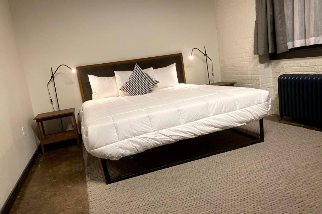 3E-*New* Apartment -5 Min From Downtown, Sleeps 4 匹兹堡 外观 照片